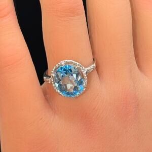 925 Sterling Silver Sky Blue Topaz Diamond Ring Size 8.25